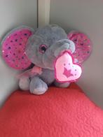 Grote knuffel olifant met roze hart (nieuw met prijskaartje), Nieuw, Ophalen of Verzenden, Olifant