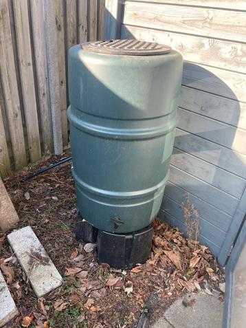 Regenton (120 liter) - 1 jaar oud beschikbaar voor biedingen