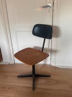 Vintage stoeltje, Ophalen, Zo goed als nieuw, Eén