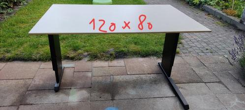 Twee Bureaus + Ladenkasten. Totaalprijs; per stuk mogelijk, Huis en Inrichting, Bureaus, Gebruikt, Bureau, Ophalen