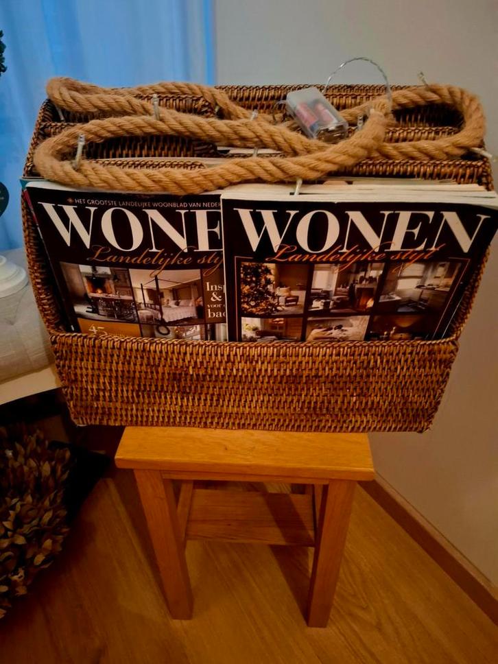 Birma rieten lectuurbak, Huis en Inrichting, Woonaccessoires | Krantenbakken en Lectuurbakken, Zo goed als nieuw, Ophalen