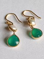 Fraaie zilver vergulde oorbellen Groene Onyx en Parel, Hangers, Verzenden, Nieuw, Met edelsteen