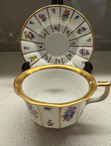 Royal Copenhagen kop en schotel, Henrietta beschikbaar voor biedingen