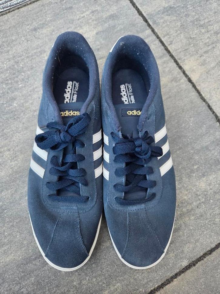 UNISEX ADIDAS SNEAKERS....maat 42.5, Sport en Fitness, Loopsport en Atletiek, Zo goed als nieuw, Overige typen, Adidas, Ophalen of Verzenden