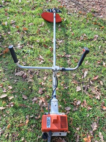Stihl bosmaaier FS 220 beschikbaar voor biedingen