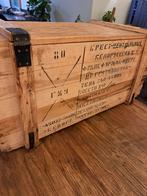 Houten Opbergkist met Russische Tekens, Huis en Inrichting, Woonaccessoires | Kisten, Gebruikt, 50 tot 100 cm, Ophalen of Verzenden