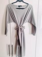 La Dress Carla mt M in krijtgrijs + sash, Verzenden