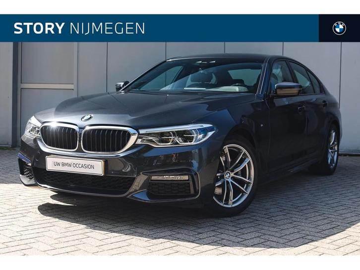 BMW 5 Serie 520i High Executive M Sport Automaat / Adaptieve, Auto's, BMW, Bedrijf, Te koop, 5-Serie, Achteruitrijcamera, Airconditioning