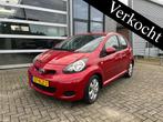 Toyota Aygo 1.0 5DR, Airco, Nap, Auto's, Voorwielaandrijving, 4 cilinders, Bedrijf, Handgeschakeld