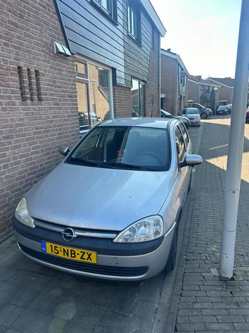 Opel Corsa met subwoofer, Auto's, Opel, Particulier, Corsa, Benzine, Euro 4, C, Hatchback, Handgeschakeld, Origineel Nederlands