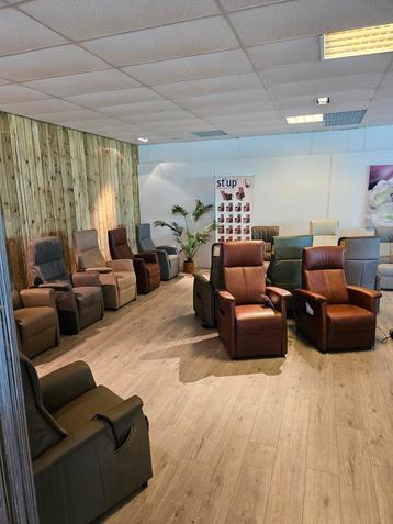 Nieuwe Relax en sta op fauteuil,s bij Zitgemak in joure beschikbaar voor biedingen