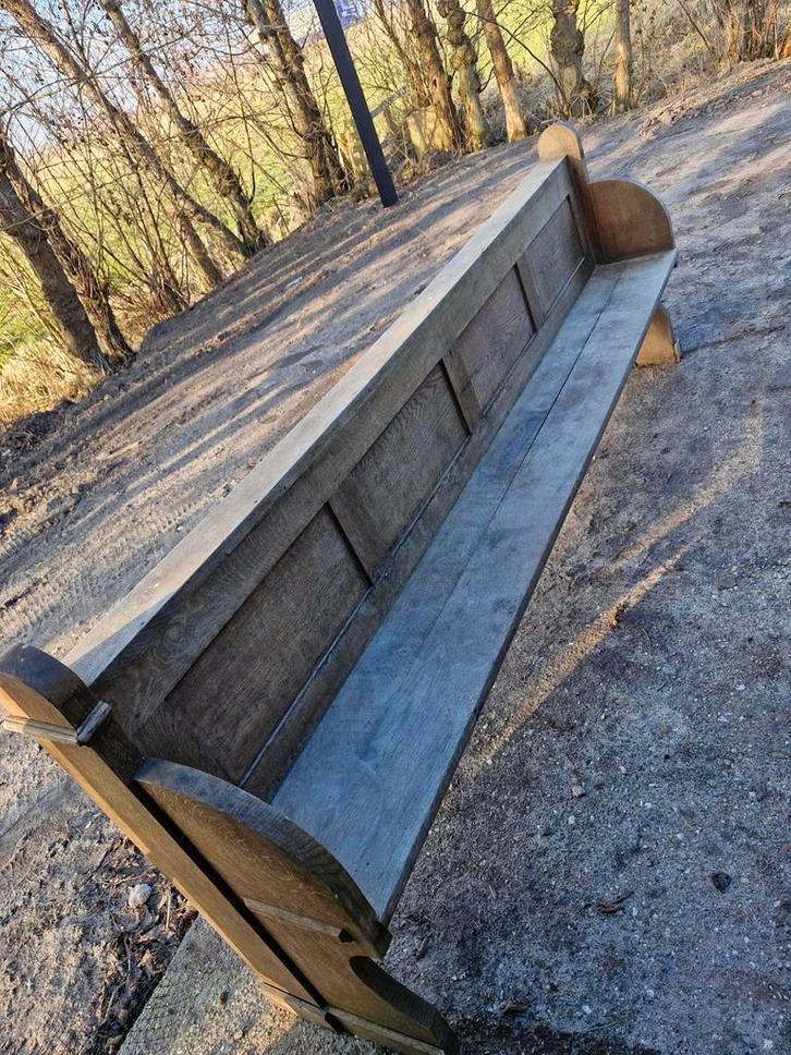 Oude houten kerkbank, Antiek en Kunst, Antiek | Meubels | Stoelen en Banken, Ophalen of Verzenden
