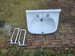 Wastafel met bijbehorende beugels, Ophalen of Verzenden, Gebruikt, Chroom, Wastafel