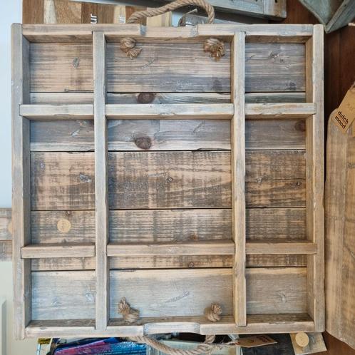 hout 90x90 vakken dienblad, Huis en Inrichting, Woonaccessoires | Dienbladen, Nieuw, Hout, Rechthoekig, Ophalen of Verzenden