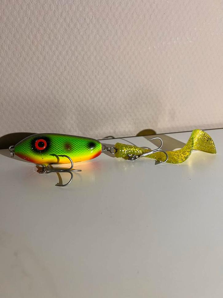 Abu Garcia Svartzonker McMio 18cm - Snoekbaars Kunstaas, Watersport en Boten, Hengelsport | Karpervissen, Zo goed als nieuw, Overige typen