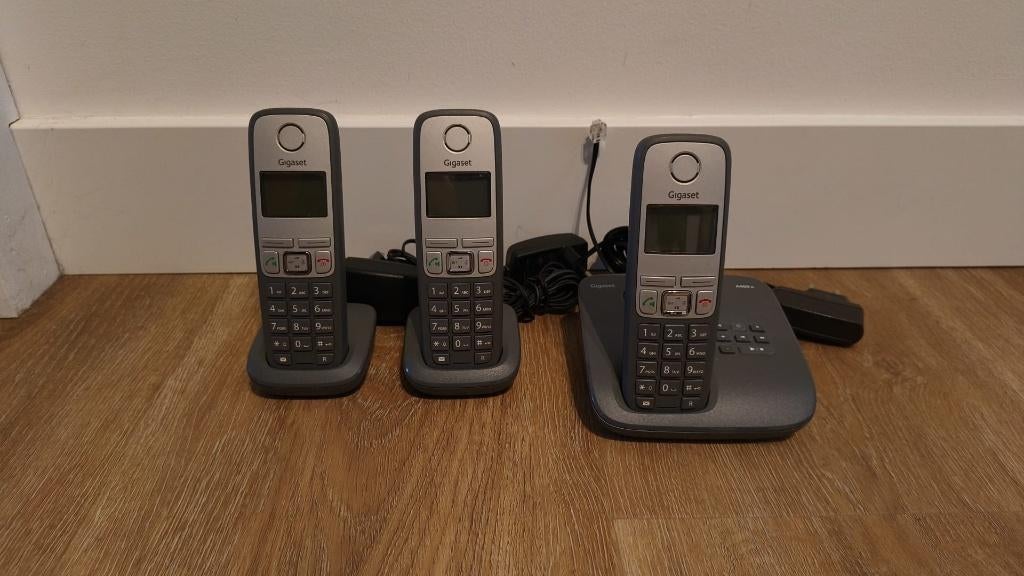 Gigaset A400, Ophalen of Verzenden, Zo goed als nieuw, 3 handsets