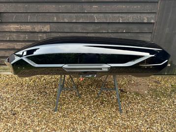 Te huur: € 50,- pw. Dakkoffer Thule Motion 3 XL, 500 liter. beschikbaar voor biedingen