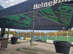 2 grote Heineken Parasols 5x5m, Tuin en Terras, Ophalen, Gebruikt, Meer dan 4 meter, Overige typen