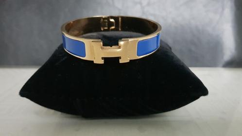 Hermes Armband H Clic H Bracelet kleur electric blue/ goud, Kleding | Dames, Riemen en Ceinturen, Zo goed als nieuw, Ophalen of Verzenden