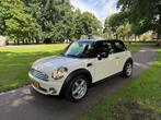 Mini Mini 1.6 Cooper Chili NAP-Nieuwe apk-Nederlandse auto!, Gebruikt, Zwart, 4 cilinders, Leder en Stof