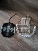 Twee raamhangers, Huis en Inrichting, Woonaccessoires | Wanddecoraties, Ophalen, Zo goed als nieuw