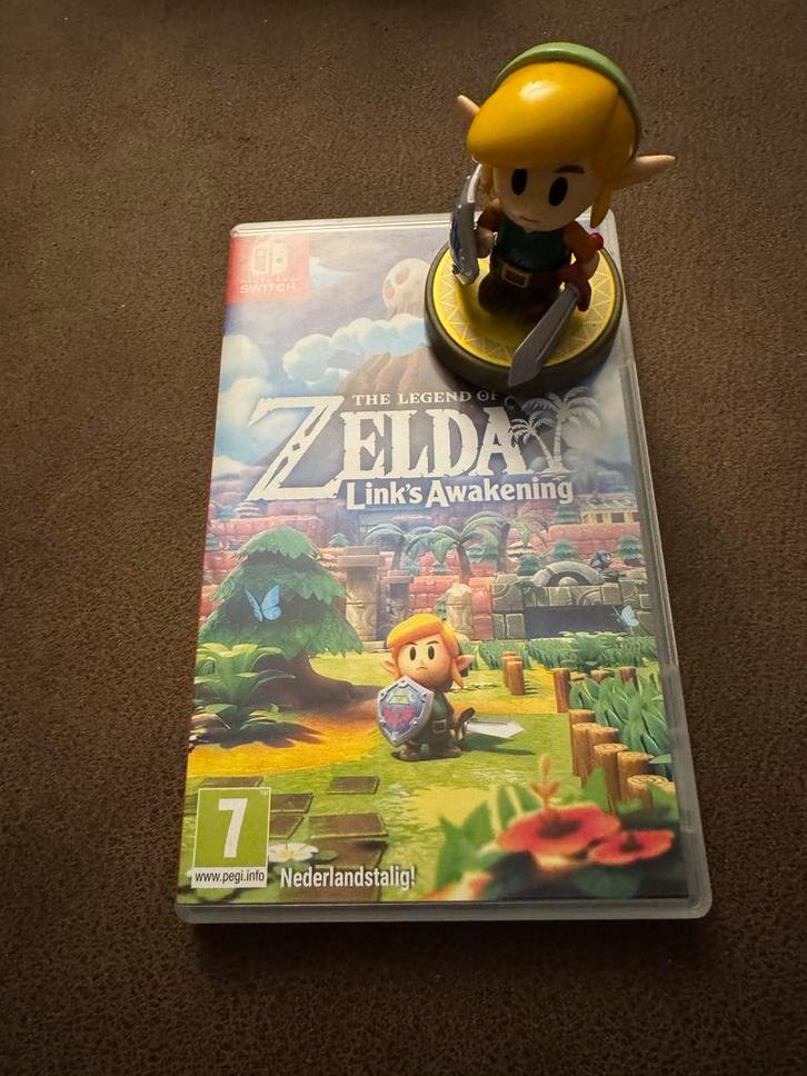 Zelda Link's Awakening + Link Amiibo (Switch), Spelcomputers en Games, Games | Nintendo Switch, Zo goed als nieuw, Avontuur en Actie
