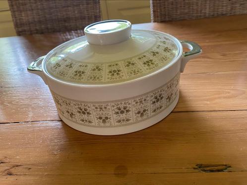 Royal Doulton England Samarra dekschaal, Huis en Inrichting, Keuken | Servies, Zo goed als nieuw, Schaal of Schalen, Overige stijlen