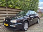 Volkswagen Golf 1.8 Cabriolet 1998 Zwart NAP, Auto's, Volkswagen, 74 pk, Zwart, 4 cilinders, Cabriolet