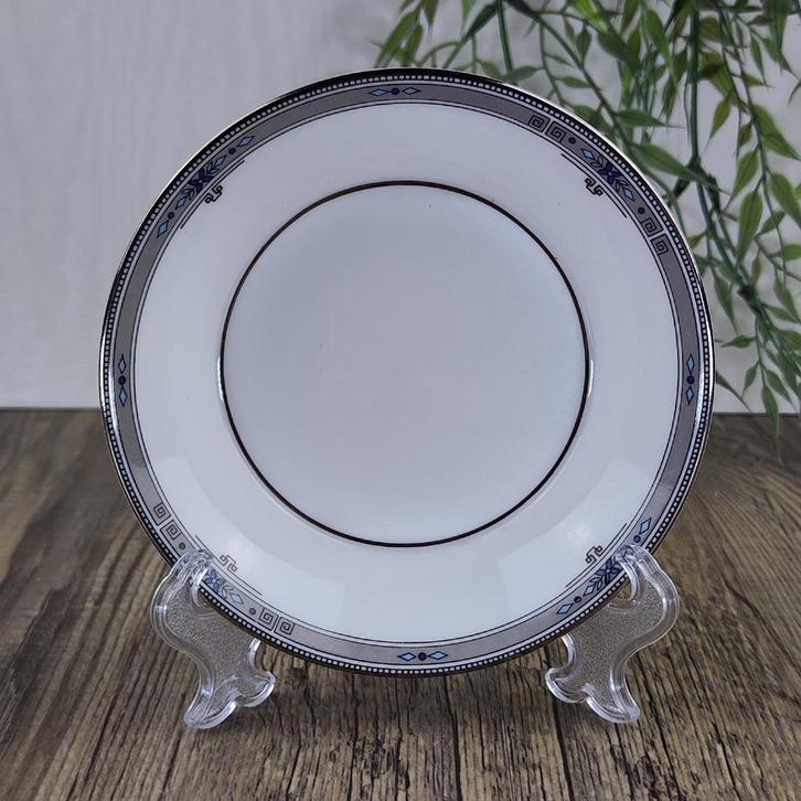 Wedgwood Amherst Compoteschaaltje 13cm, Antiek en Kunst, Antiek | Servies los, Ophalen of Verzenden