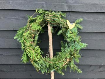 Kerstkrans beschikbaar voor biedingen