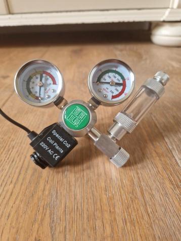 Nieuwe CO₂ Regelaar met Magneetklep – Voor Aquarium beschikbaar voor biedingen