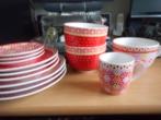 servies met bloemenmotief 13 delig, Huis en Inrichting, Keuken | Servies, Ophalen of Verzenden, Zo goed als nieuw, Wedgwood, Aardewerk