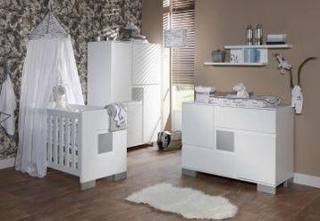 Complete baby en peuter kamer - meegroei ledikant beschikbaar voor biedingen