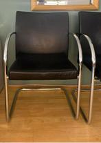 Artifort eettafel stoelen  2 stuks, Ophalen of Verzenden, Zo goed als nieuw, Zwart, Leer