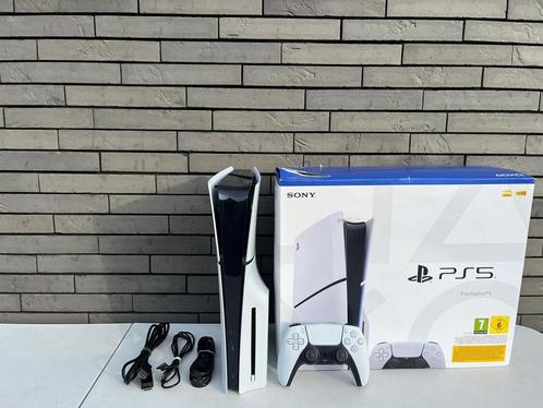 PlayStation 5 slim disc + controller, Spelcomputers en Games, Spelcomputers | Sony PlayStation 5, Zo goed als nieuw, Playstation 5