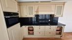 Siematic hoekkeuken met eiland, Ophalen, Overige materialen, Geel, Hoekkeuken