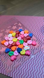 37x polymeer kraal hartjes love, Verzenden, Zo goed als nieuw, Meisje