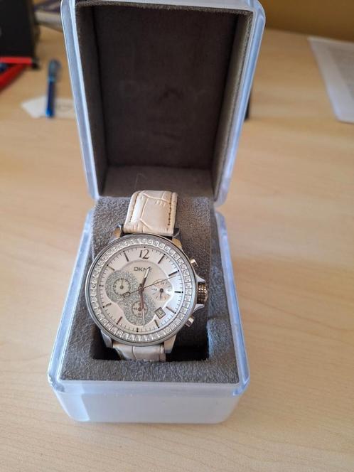 DKNY NY4695, Sieraden, Tassen en Uiterlijk, Horloges | Dames, Zo goed als nieuw, Staal, Leer, Ophalen of Verzenden