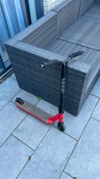 Stuntstep FREE METEOR nog in goede conditie Zwart met Rood, Ophalen, Gebruikt, Gewone step, FREE METEOR