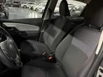 Toyota Yaris 1.3 VVT-i Dynamic, Auto's, Voorwielaandrijving, Euro 5, Stof, Start-stop-systeem