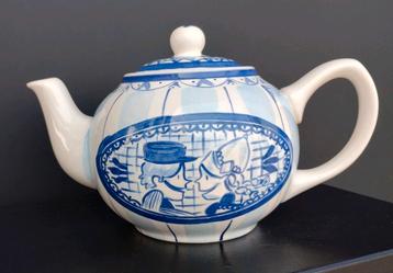 Blond Delfs blauw theepot beschikbaar voor biedingen