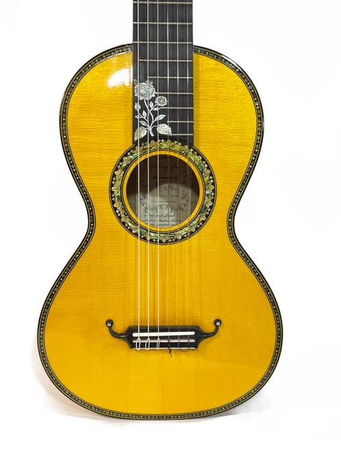 Romantisch gitaar Romantica guitar Yulong Guo, Muziek en Instrumenten, Snaarinstrumenten | Gitaren | Akoestisch, Zo goed als nieuw