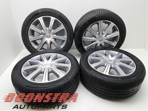 Velgen set + banden van een Ford Galaxy, Auto-onderdelen, Banden en Velgen, Personenwagen, Gebruikt, 3 maanden garantie, Ophalen of Verzenden