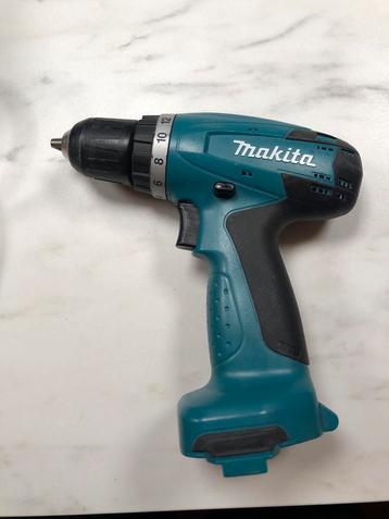 Makita Boormachine met Lader beschikbaar voor biedingen