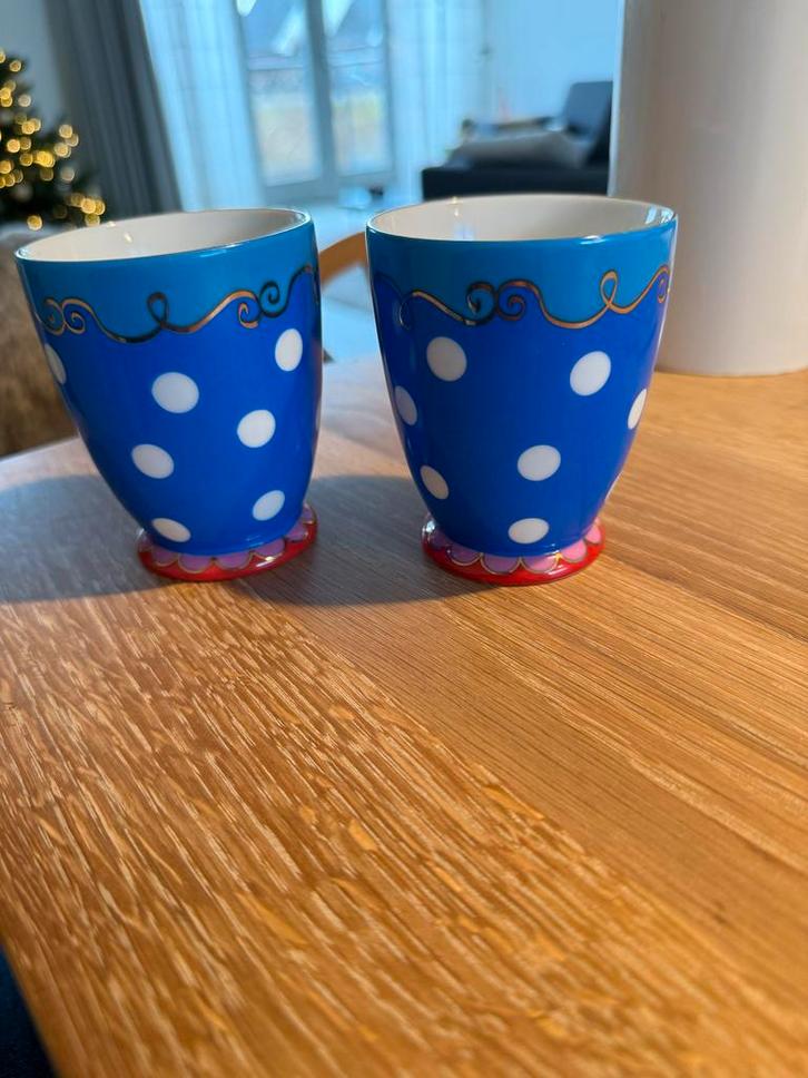 Oilily Douwe Egberts Polkadot Mokjes, Huis en Inrichting, Keuken | Servies, Zo goed als nieuw, Aardewerk, Ophalen of Verzenden