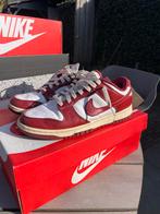 Nike Dunk Team Red - Maat 40.5, Kleding | Heren, Schoenen, Ophalen of Verzenden, Nieuw, Overige kleuren, Sneakers of Gympen