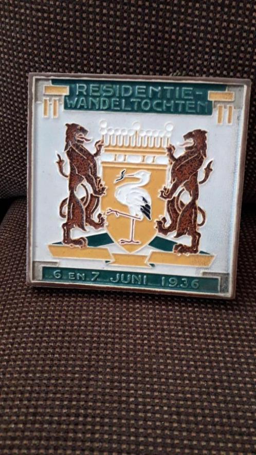 CLOISONNE TEGEL WESTRAVEN 1936, Antiek en Kunst, Antiek | Wandborden en Tegels, Ophalen of Verzenden