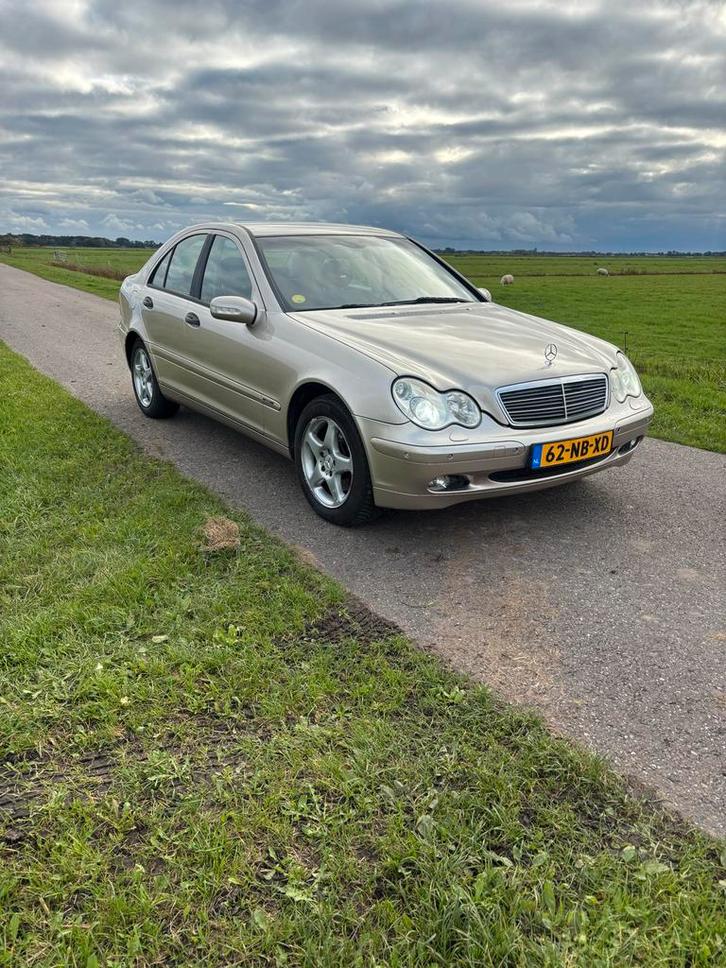 Mercedes-Benz C-Klasse 3.2 C320 Sedan 4-MATIC AUT 2003, Auto's, Mercedes-Benz, Particulier, C-Klasse, 4x4, Airbags, Airconditioning