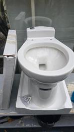 Sanicompact  sanibroyeur toilet met vermaler, Doe-het-zelf en Verbouw, Ophalen of Verzenden, Zo goed als nieuw, Toilet