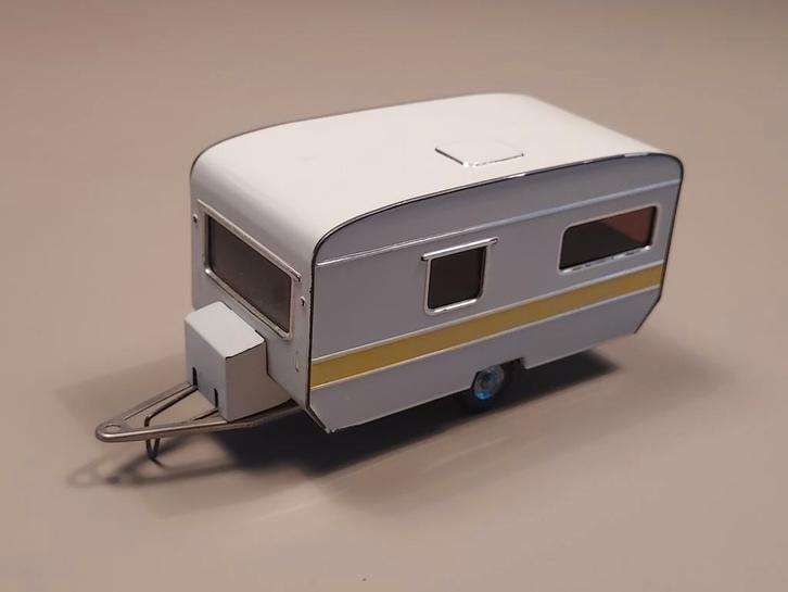 Caravan 1:24  Kovap Retro 1973 CKO Tsjechië  als nieuw, Hobby en Vrije tijd, Modelauto's | 1:24, Overige merken, Ophalen of Verzenden
